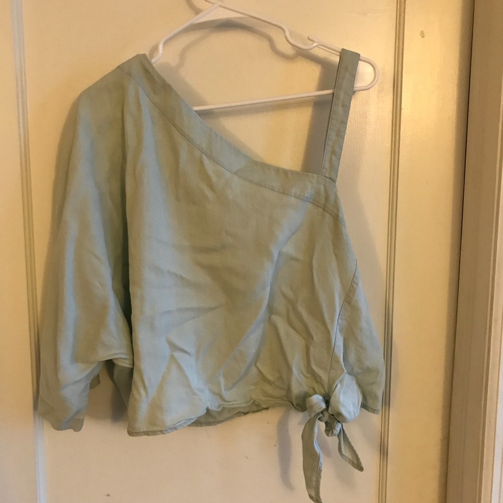 One shoulder chambray top w/ strap and bow L